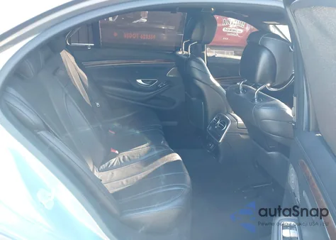 2015 Mercedes-Benz S 550 4Matic z USA, uszkodzony, nr VIN WDDUG8FB1FA181008